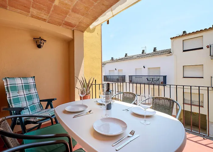 Llevant Apartment